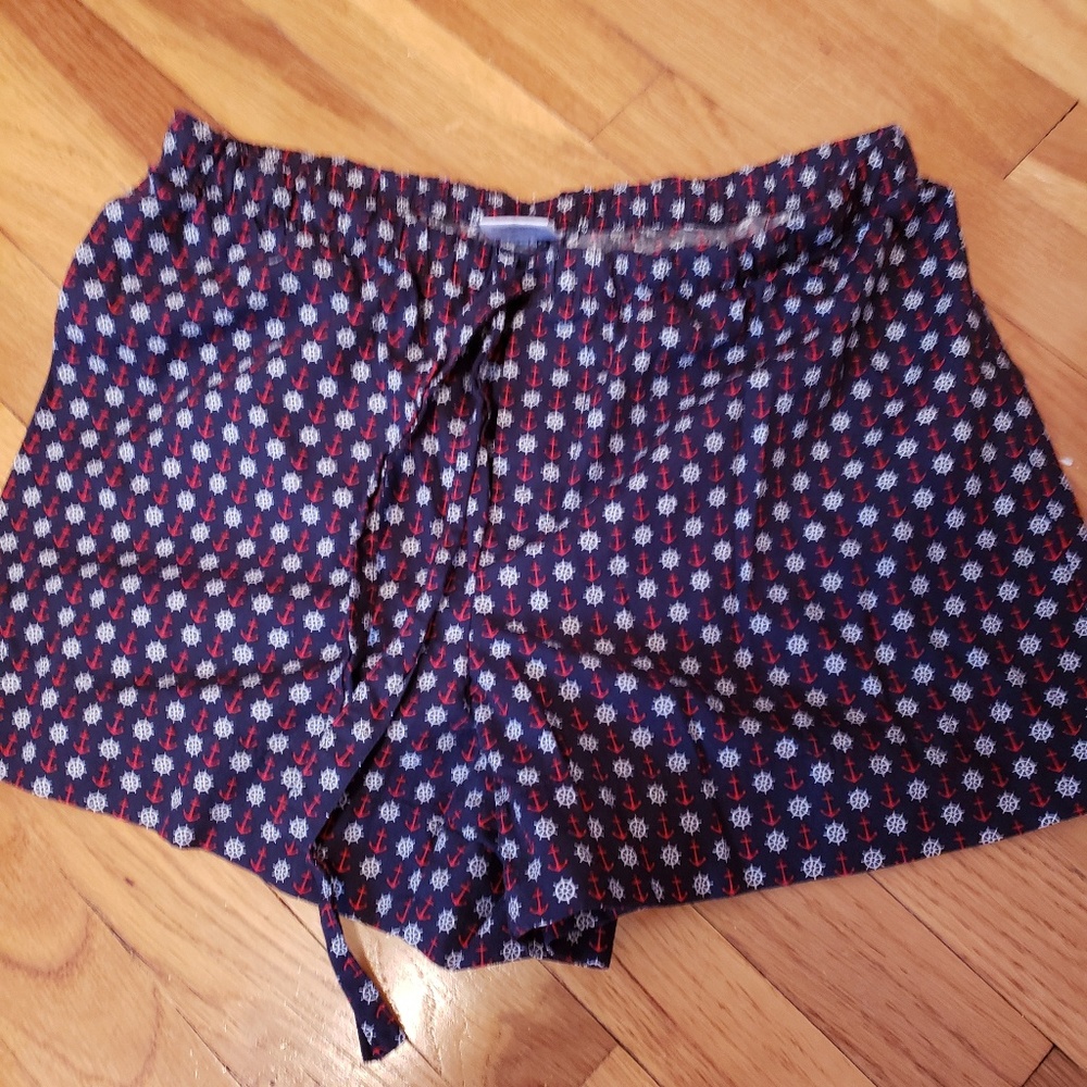 Vineyard Vines Size med anchor shorts